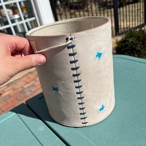 Anthropologie Japanese Shibori Leather Vase NWT - Picture 7 of 8